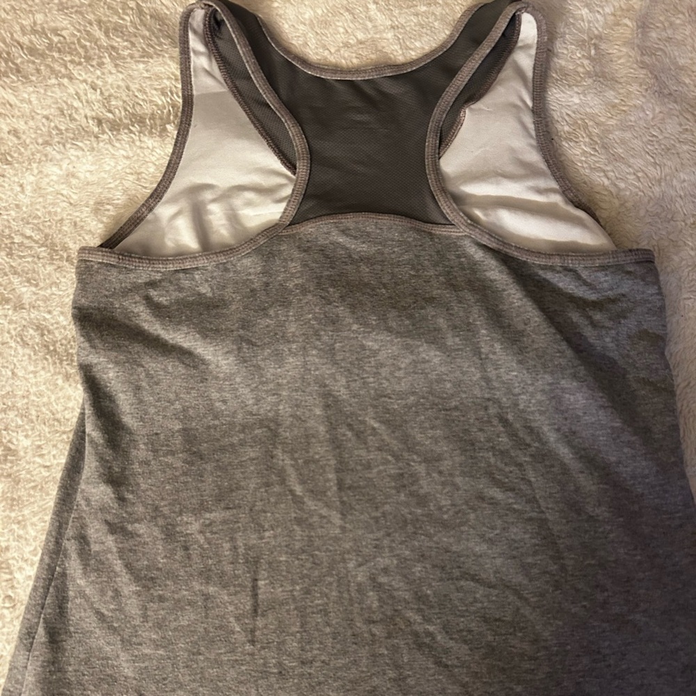 Athletic shirt